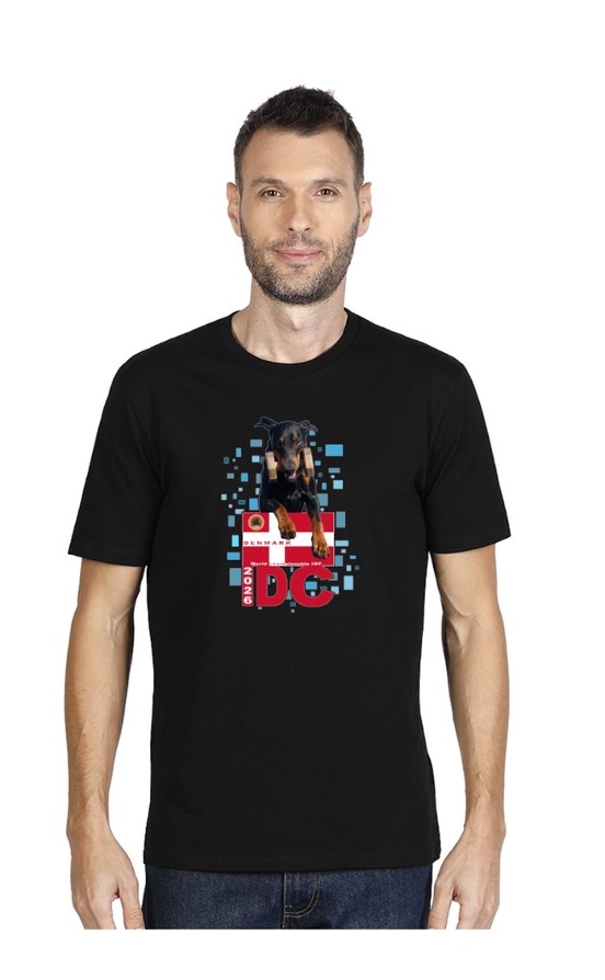 ddk-tøj-black-t-shirt Organic T-Shirt - Black With Red Logo